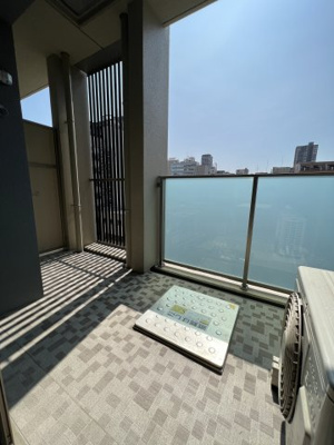 【駐車場】 | ドミツィール福 | バルコニー広々