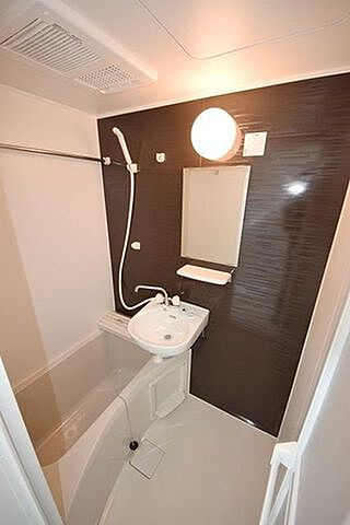 カーサ・フェリーチェ横浜杉田の浴室