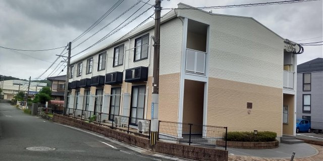 レオパレスＪＹＵＲＡＫＵⅡの外観|2024年5月21日　外壁塗装工事完了