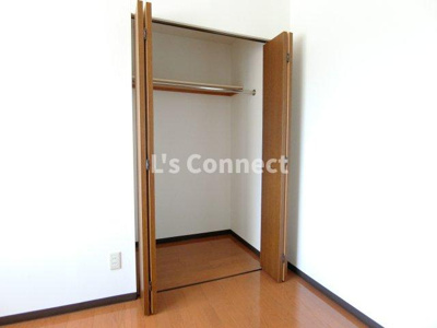 【収納】 | リヴィエル八乙女 | クローゼットでお荷物もすっきり収納。