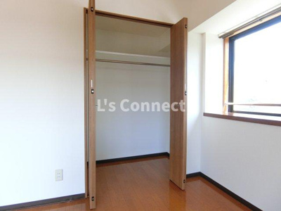 【設備】 | リヴィエル八乙女 | ＬＤＫにもクローゼット付きです。
