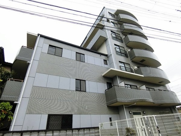 EXCEED西宮の外観