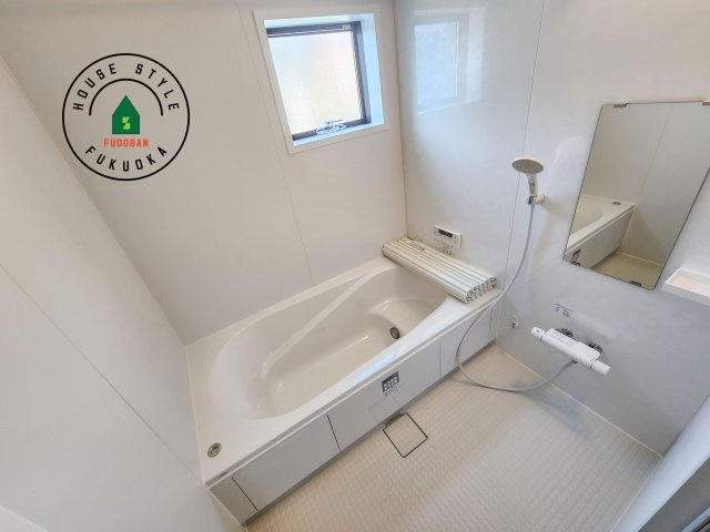 大野城市南ヶ丘6丁目第4-1棟（1号棟）の内観：施工例|1日の疲れを癒してくれる広々バスルーム。雨の日のお洗濯にも大活躍な浴室乾燥機付です！