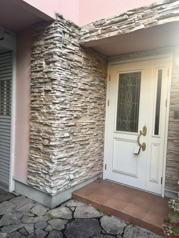 千駄木5丁目戸建のエントランス