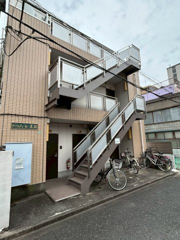 ドゥムーレ文京の外観