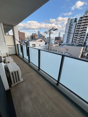 プライマル板橋本町のバルコニー
