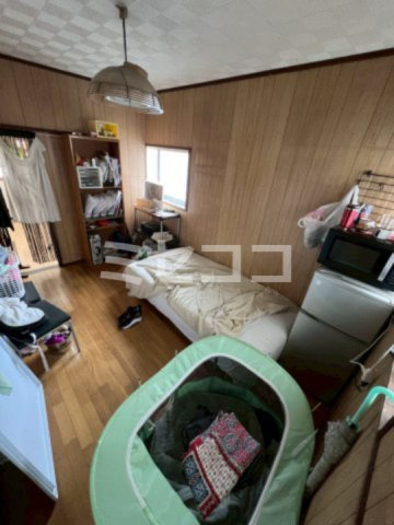 サニーハイツの洋室|【サニーハイツ】落ち着いた色調の洋室です