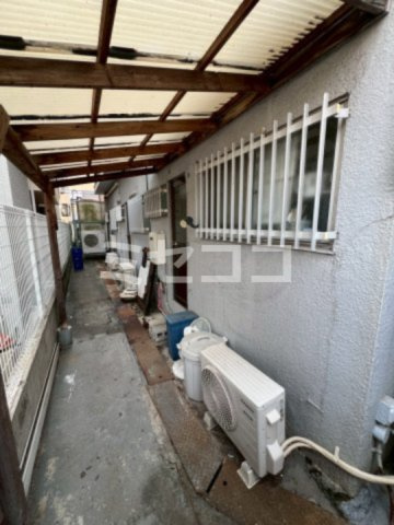 サニーハイツのその他共用部分|【サニーハイツ】当該区画の裏口です