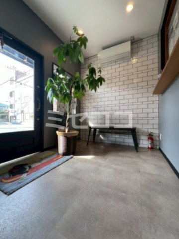 サニーハイツのエントランス|【サニーハイツ】エントランスです