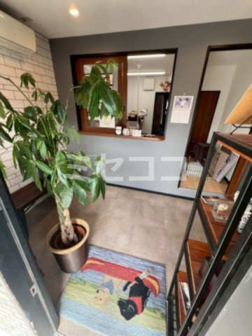 サニーハイツの玄関|【サニーハイツ】落ち着いた玄関です