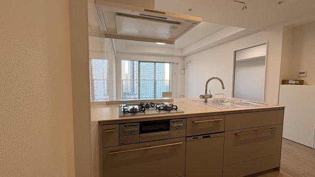 ★仲介手数料半額★ベイクレストタワー（新規フルリノベーション工事済み）のキッチン