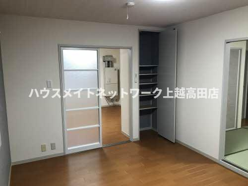 ファミールの内装|洋室
