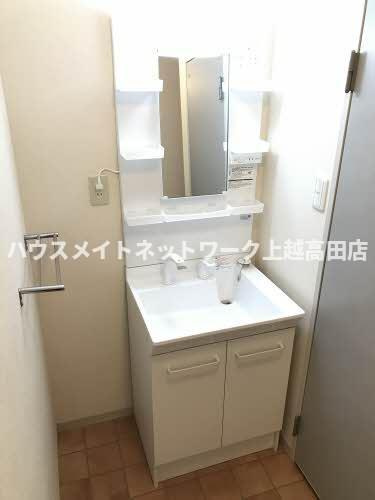 ファミールの独立洗面台|シャワー洗面
