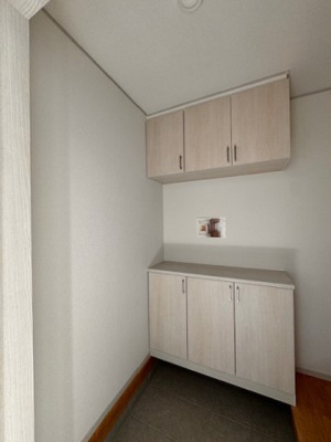 【玄関】 | AiTOWN守山区桜坂全１棟【下志段味小　志段味中】 | 今すぐのご案内可能です！→  0120-336-922　までお気軽にお問い合わせください。