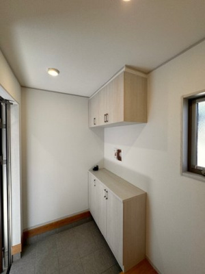 【玄関】 | AiTOWN守山区桜坂全１棟【下志段味小　志段味中】 | LINEから簡単お問合せ可能！
友達検索で@nqk7328tです！。