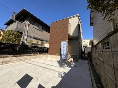 【外観】 | AiTOWN守山区桜坂全１棟【下志段味小　志段味中】 | 今すぐのご案内可能です！→  0120-336-922　までお気軽にお問い合わせください。