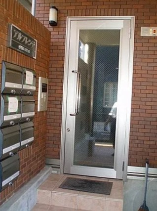 アルフレンテのエントランス