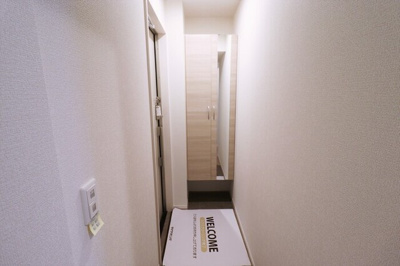 【玄関】 | PREMILIFE寿町 | 305　玄関