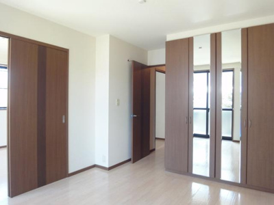 【内装】 | サンライトクロス | 洋室