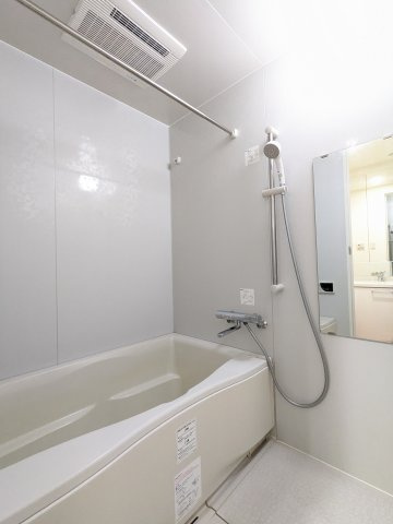 エムジー目黒駅前の浴室