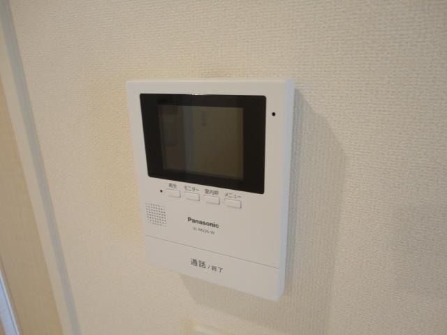 コーラルヴィラ出島Ａの内装|カメラ付インターホン