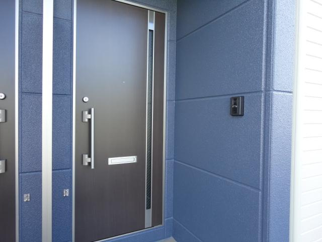 コーラルヴィラ出島Ａの玄関|玄関ドア