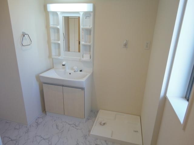 コーラルヴィラ出島Ａの洗面所|洗面