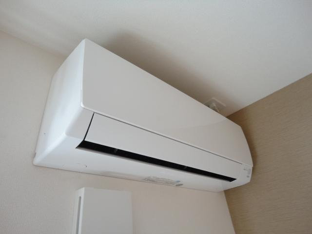 コーラルヴィラ出島Ａの設備|エアコン