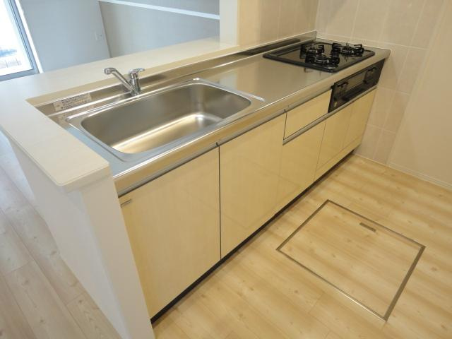 コーラルヴィラ出島Ａのキッチン|キッチン