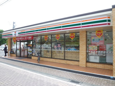 セブンイレブン大和東１丁目店まで130ｍ