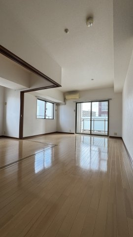 ティファーナ高宮の居間・リビング