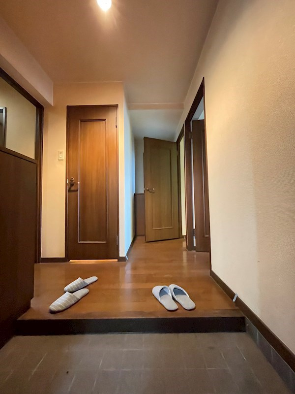 福岡市南区高宮３丁目の賃貸マンションの玄関