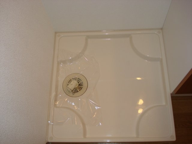 メゾン・ルミナスⅢのその他|室内洗濯機置場