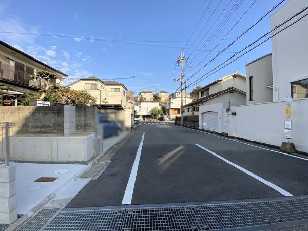 【前面道路含む現地写真】 | 明石市大久保町山手台2丁目　2号棟新築戸建