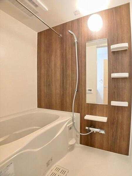 リアンＡの浴室