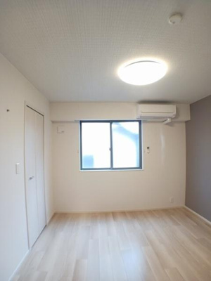 【洋室】 | アヴニール２