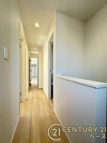 クレイドルガーデン満願寺町 ／新築一戸建の内装|■現地撮影写真■こちらは２階廊下部分です！
