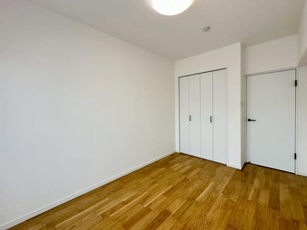 パークピア富岡2の内装|テレワークルームや趣味のお部屋などにもご利用いただけます。