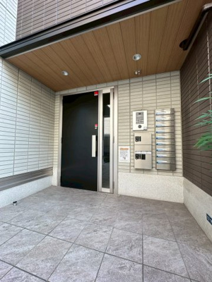 【エントランス】 | FLAIR総持寺