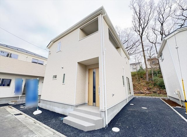 【駐車場】 | 朝霞市宮戸3丁目　新築一戸建住宅　全16棟　(志木本店) | 全区画32坪以上、2台駐車可能なゆとりある敷地です。