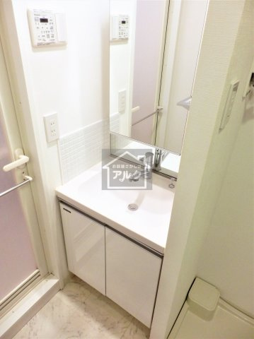 ステージグランデ平和台の独立洗面台