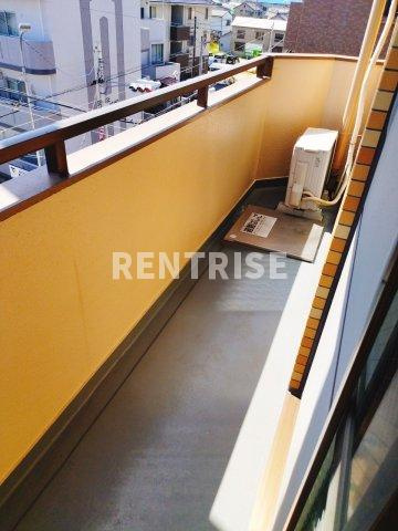 ムーンスターアサノのバルコニー