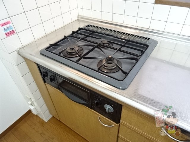 アリベ東古松のキッチン