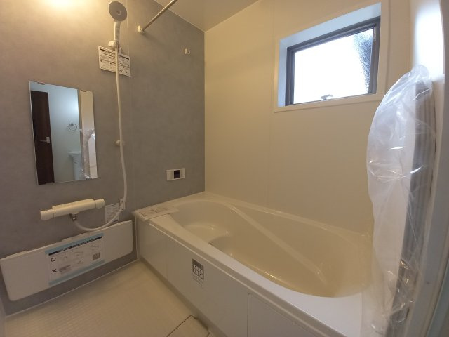 【いわき市常磐関船町1期／限定1棟】◆選べる豪華家電キャンペーン実施中♪◆ の浴室|◆ユニットバスの写真です◆　フルオート機能で、時間帯を気にせず、家族全員が暖かい湯船に浸かることができます。　一日の疲れを癒してくれそうですね♪