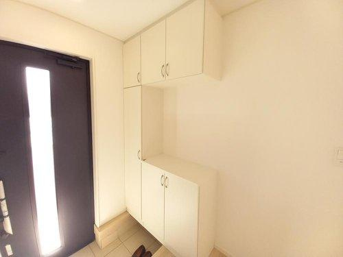 【いわき市内郷小島町第2】　新築戸建　2号棟　※必ずもらえる選べるキャンペーン実施中！の玄関|同施工　■□■玄関の写真です■□■　
お洒落な玄関はお客様からも喜んでいただけそうですね！！