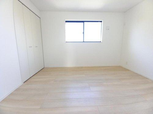 10/6価格変更　【いわき市平第20／2号棟】　新築戸建　の洋室|同施工　■□■居室の写真です■□■　
使い勝手の良い間取りなので、ご家族の状況の変化にも耐えられますね。