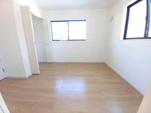 【いわき市平中山1期　2号棟】　ご成約特典として人気家電プレゼント中です！の洋室|スタンダードな洋室です