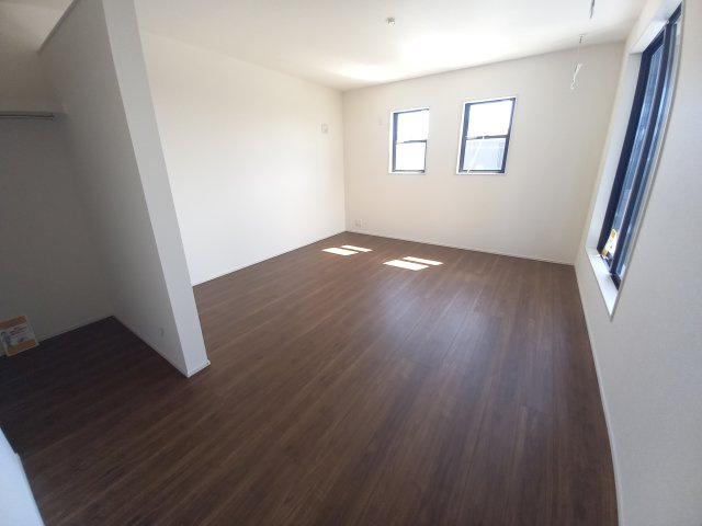 ☆住宅ローンに自信があります☆　【新築戸建】　いわき市小名浜燈籠原　第1 　1号棟の洋室|スタンダードな洋室です