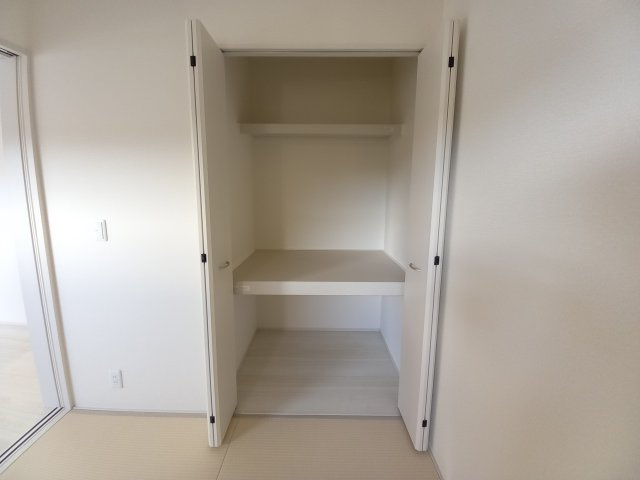 【平下平窪　第11】全4棟／2号棟　選べる豪華家電キャンペーン実施中♪※平第四小・平第一中　の収納|同施工◆和室の写真です◆　和室には押入もございますので、お布団などを収納しておけば、来客の際にもサッと出せて便利ですね。