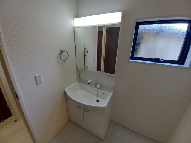 【いわき市平下川原　全２棟／2号棟】　◇◆＼期間限定キャンペーン開催♪／◇◆の独立洗面台|同施工物件の内装です